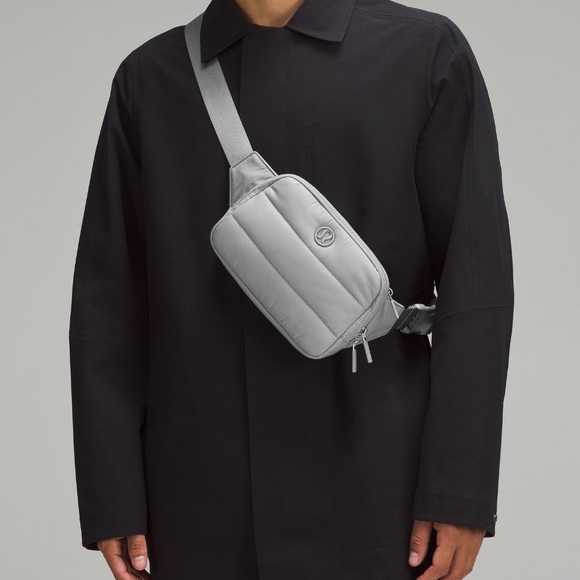 NWT Lululemon Large Everywhere Belt Bg 2L - Picture 2 of 9